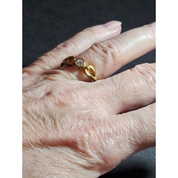 *Sale* Gold tone rhinestone ring - Picture 3 of 10